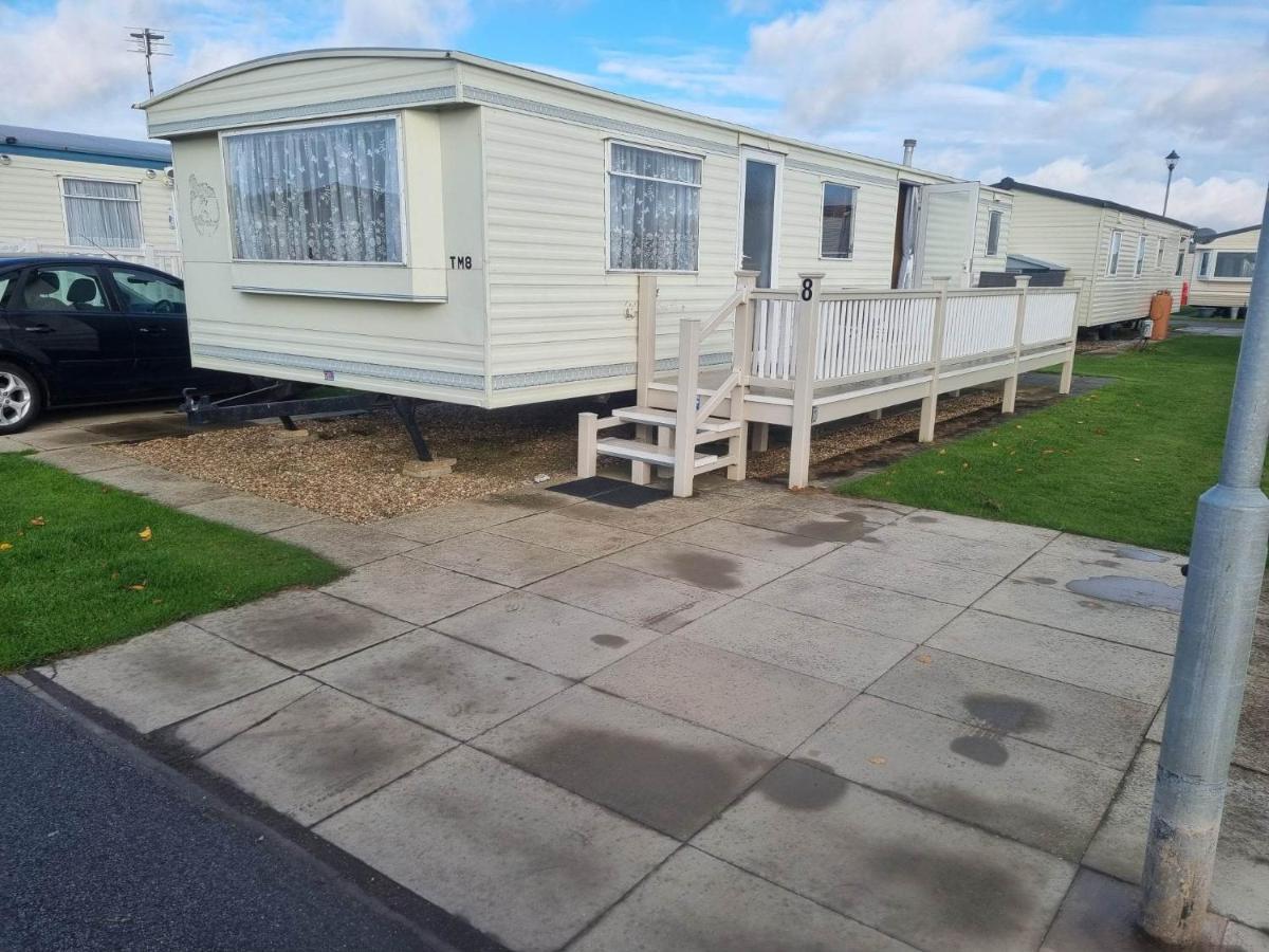 Tm8 6 Berth 2 Bedroom Caravan P Chapel Saint Leonards Kültér fotó