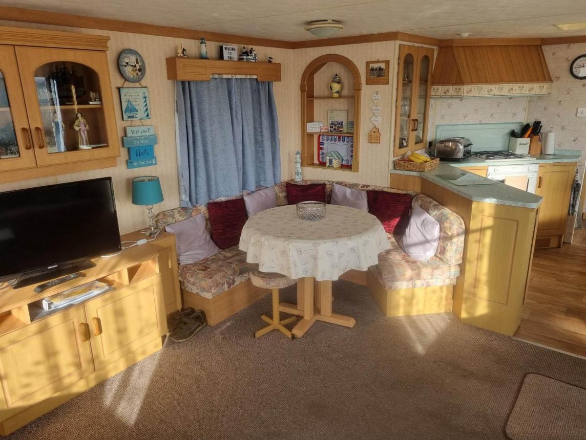 Tm8 6 Berth 2 Bedroom Caravan P Chapel Saint Leonards Kültér fotó